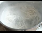 出汁パックで簡単！鶏出汁でかけうどん作り方6写真