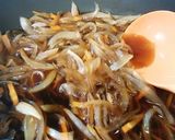 牛丼　糸こんにゃくと ぶなしめじを入れて作り方2写真