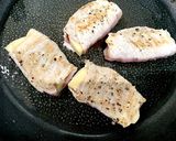りんごとハーブクリームチーズの豚肉巻き作り方8写真