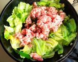 豚そぼろとキャベツのピリ辛オイスター炒め作り方5写真