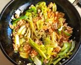 キャベツと豚そぼろの辛ラーメン作り方8写真