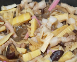 筍と豚ばら肉の炒め煮作り方4写真