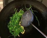 本場の味！清炒豆苗（豆苗の炒め物）作り方9写真
