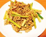 ひき肉とニンニクの芽の黒酢オイスター炒め作り方5写真
