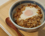 ひき肉とえのきの巣ごもり卵丼作り方5写真
