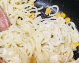 クリームチーズ＆ソーセージ焼きそば作り方3写真