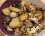うまさ炸裂！ポテト舞茸炒め作り方4写真