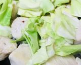 鶏肉とキャベツのプレーンなチーズソース煮作り方2写真