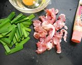 簡単！ニラ玉パスタ☆ふわふわ卵乗せ作り方2写真