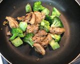 何食べ?ブロッコリー鶏肉のオイスター炒め作り方7写真