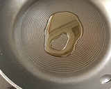 絹さやとちくわ、バター焦がし醤油炒め♪作り方5写真