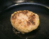 ホルモン入り炭火焼きハンバーグ作り方5写真