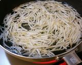 ネギもやし、ニンニク味噌コチュジャン和え作り方1写真