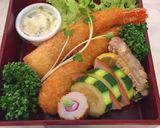 5月20日　エビフライ弁当　詰め方作り方7写真