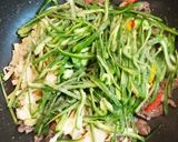 青椒肉絲(肉とピーマンオイスター炒め)作り方4写真