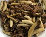 しめじとひき肉の炒め作り方9写真