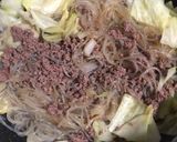 キャベツと挽肉の春雨炒め☻作り方5写真