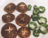 しいたけとピーマンの肉詰め&ハンバーグ作り方1写真