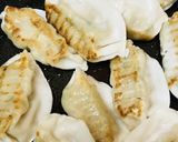 レトルト餃子●Wチーズといっしょ焼き作り方1写真