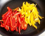 パプリカとエリンギの甘辛炒め作り方1写真