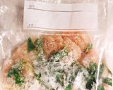 作業２つ！下味冷凍◎鶏胸肉のチーズ焼き作り方1写真