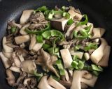 きのこと豚肉のバター醤油炒め作り方3写真