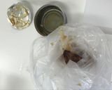 ポリ袋でできるヤキトリ缶の肉豆腐作り方3写真