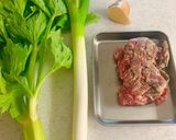 セロリと牛肉のかき油炒め作り方1写真