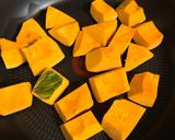 かぼちゃと鶏ひき肉のそぼろ煮作り方1写真