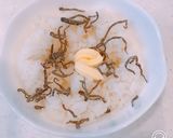 レンジで簡単、バター香る温玉と塩こんぶ丼作り方5写真