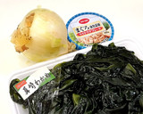 生食わかめと新玉ねぎとツナのサラダ♡旬♪作り方1写真