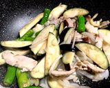 簡単 豚バラ茄子と獅子唐の甘味噌炒め作り方3写真