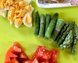 超簡単♪冷凍アスパラとツナトマトサラダ作り方1写真