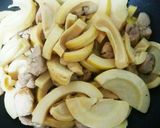 たけのこと鶏もも肉のバターめんつゆ炒め煮作り方3写真
