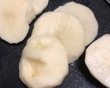 じゃがいもとワカメの味噌汁☻作り方1写真