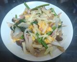 簡単時短！野菜と卵のマヨコンソメ炒め作り方8写真