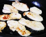 鶏むね肉と茄子・オクラのトマト炒め作り方3写真