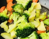 ブロッコリー＆スプラウトの温野菜サラダ作り方3写真