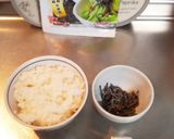 塩昆布とベビーチーズの旨むすび♬作り方1写真