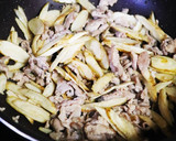 新ごぼうと豚肉の山椒風味炒め作り方6写真