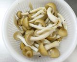 レンジしめじカニカマレタス胡麻マヨサラダ作り方1写真