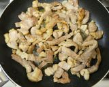 豚ロース肉しめじ玉ねぎのケチャソース炒め作り方8写真