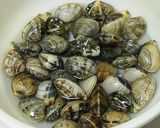 ボリュームアップ！厚揚げをアサリと酒蒸し作り方1写真