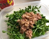 ☆ごま油香る豆苗とツナの和え物☆作り方3写真
