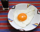 黄身はそのまま目玉焼きごはん作り方4写真