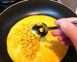 残りカレーのリメイク♬コーンオムレツ作り方2写真