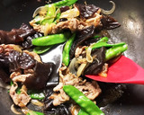 豚肉と生きくらげのふんわり卵炒め＊和風味作り方8写真