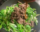 セロリと牛肉のかき油炒め作り方9写真