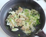 パクチーが決め手☆香菜まるごと焼ビーフン作り方3写真