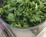 春菊の甘醤油煮作り方1写真